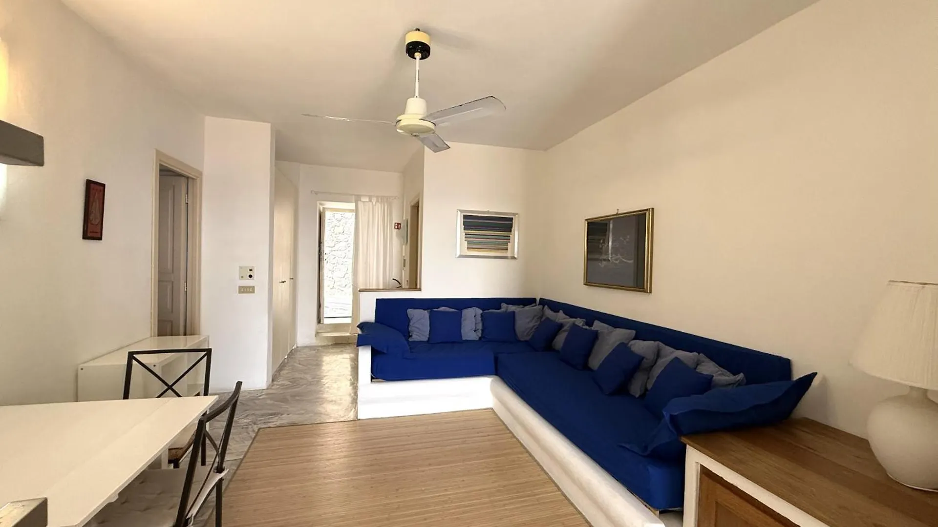 Casa Uva, Sul Porto Di Malfaアパートメント アパート マルファ